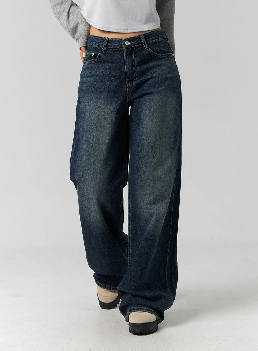 Low Rise Washed Wide Jeans CG315