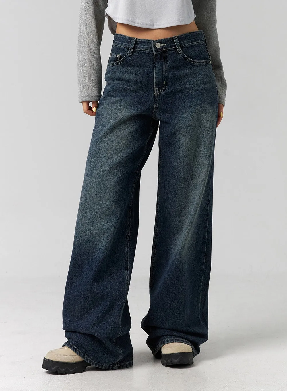 Low Rise Washed Wide Jeans CG315