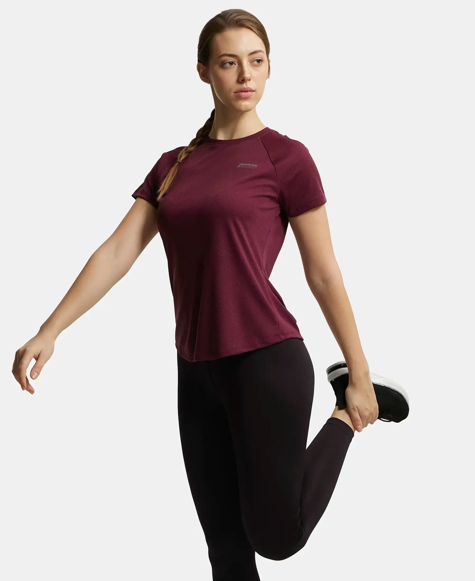 Microfiber Fabric Relaxed Fit Half Sleeve Breathable Mesh T-Shirt - Grape Wine