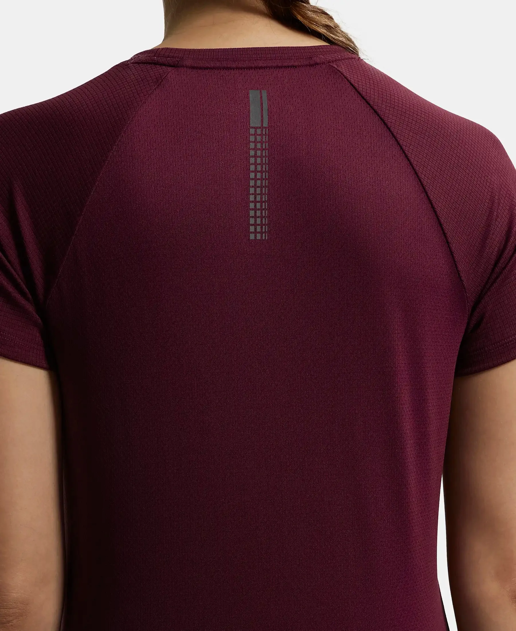 Microfiber Fabric Relaxed Fit Half Sleeve Breathable Mesh T-Shirt - Grape Wine