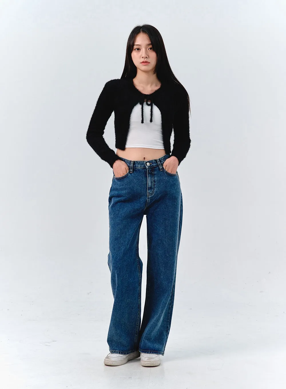 Straight-Leg Wide Jeans OO316