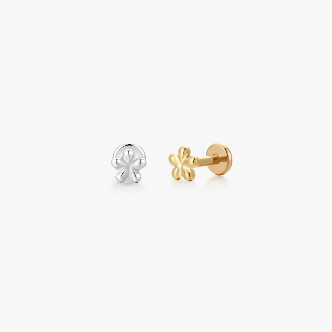 Titanium Mini Floral Flat Back Stud (Single)