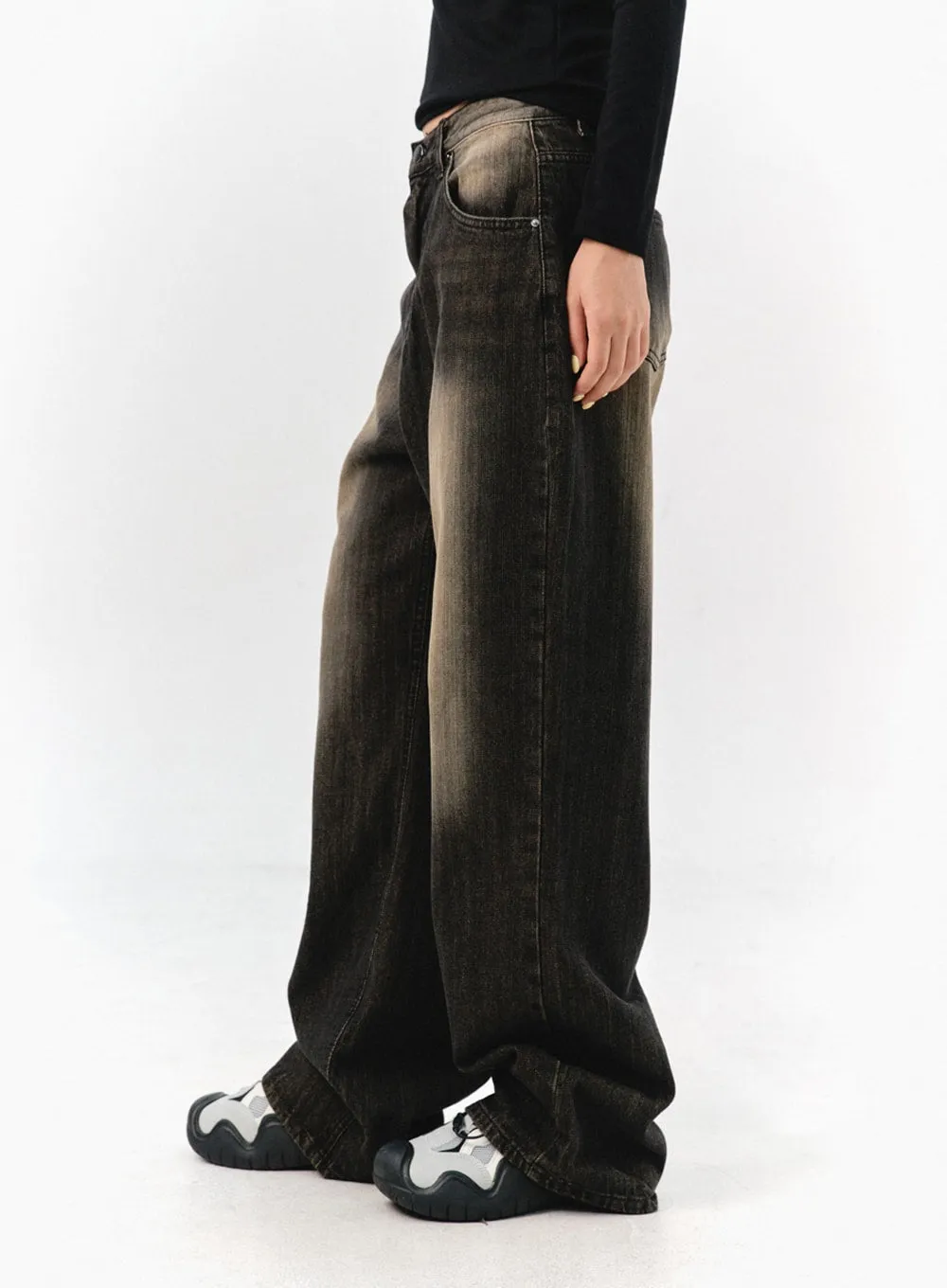 Washed Wide Leg Jeans IS301