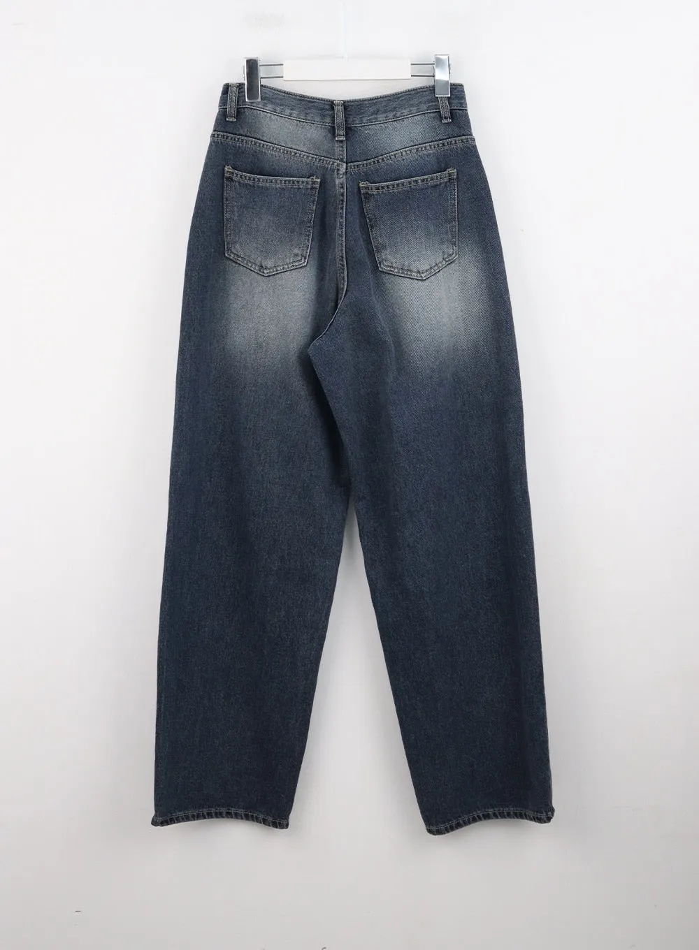 Wide-Leg Washed Jeans CG331